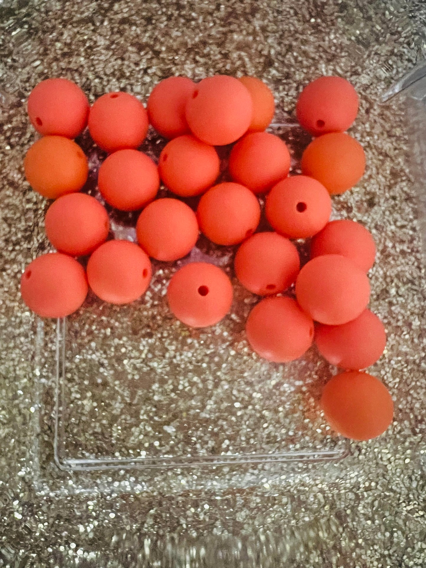 Crimson, 15 mm Silicone Beads