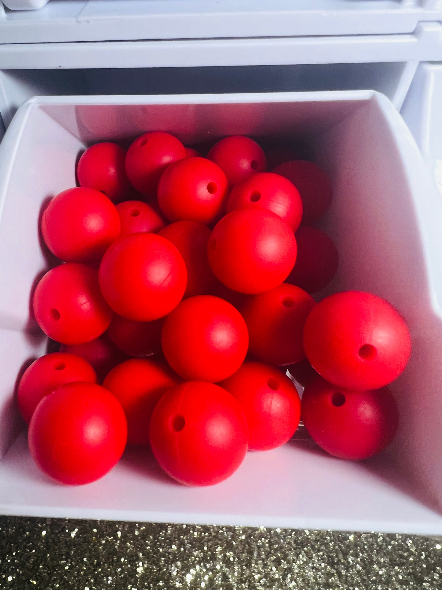 Crimson Red, 15 mm Silicone Beads