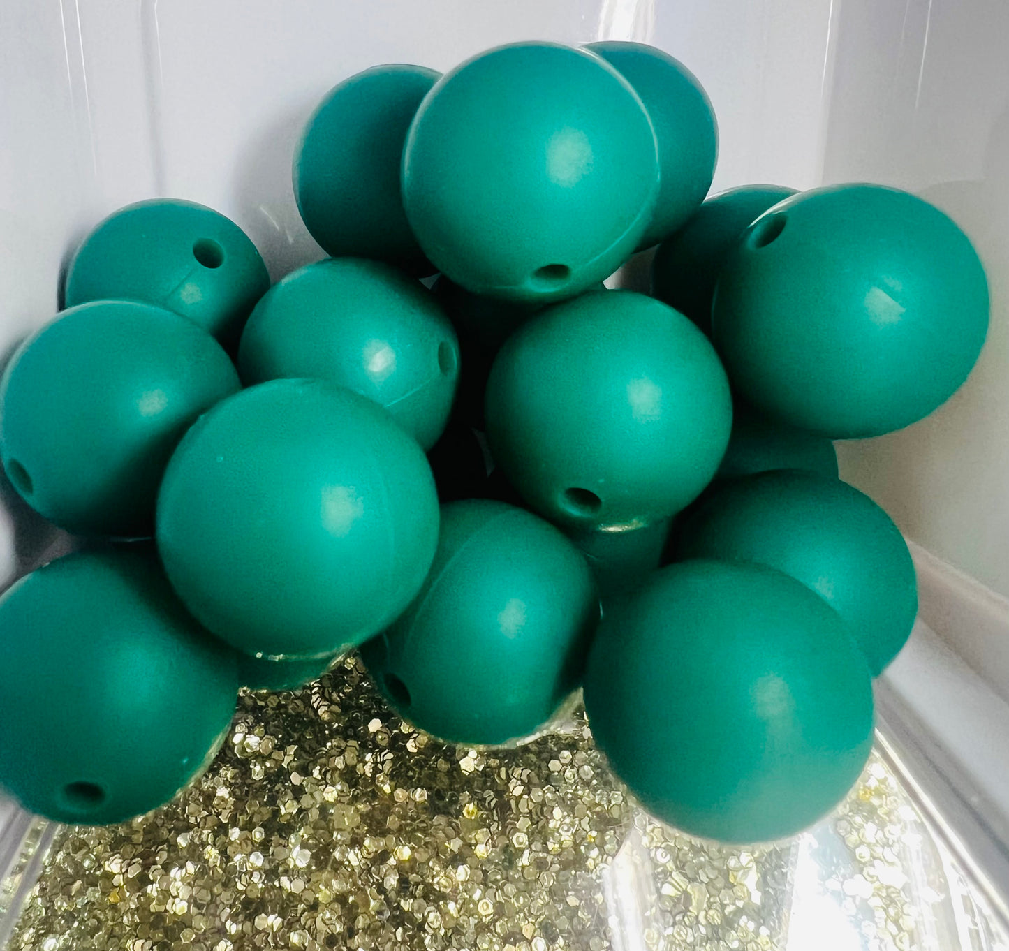 Hunter Green, 15 mm Silicone Beads