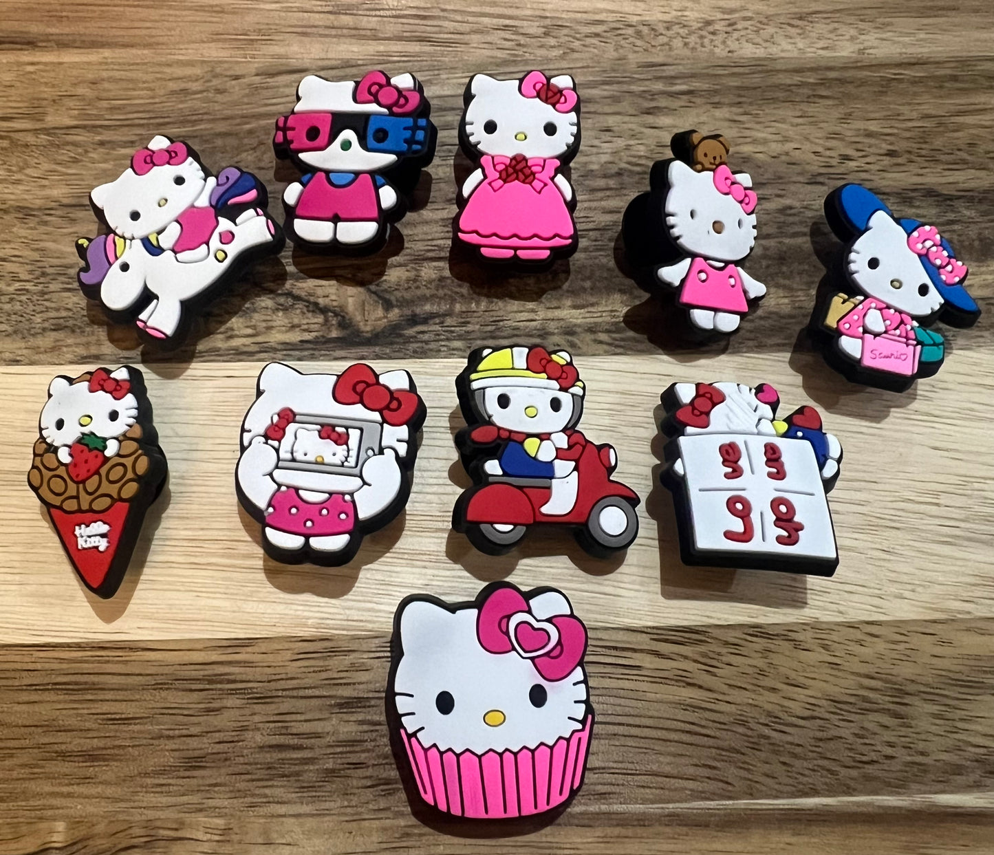 Amuletos de zapatos HK