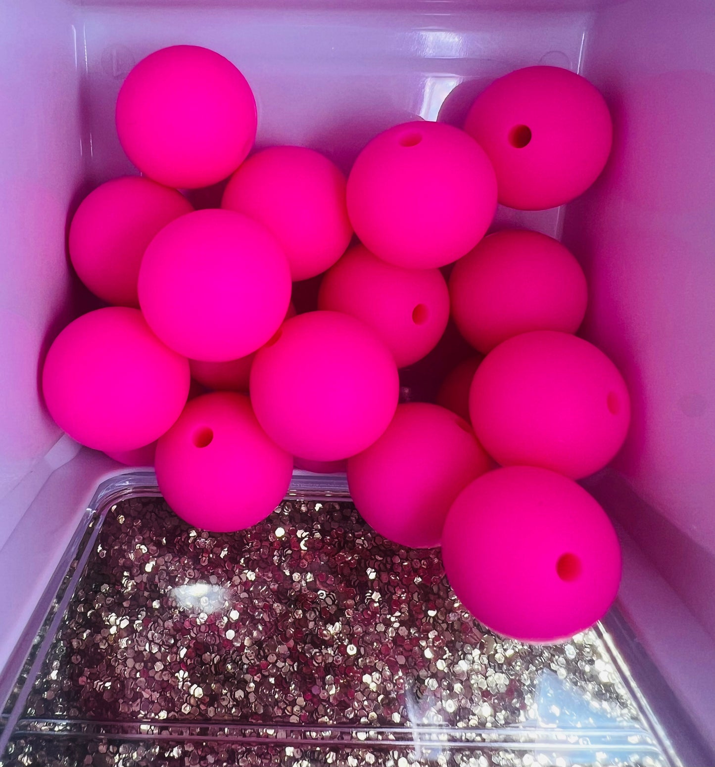 Laffy Taffy Pink, 15 mm Silicone Beads